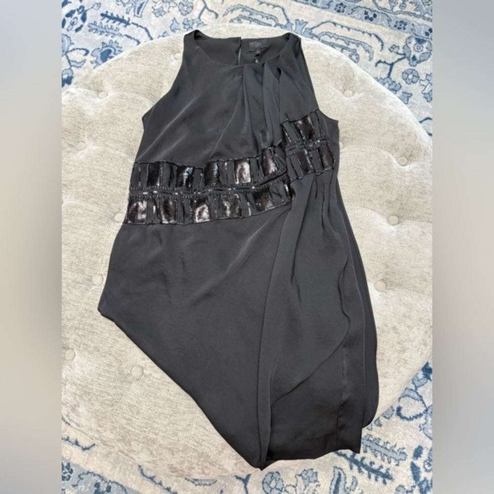BANANA REPUBLIC BR MONOGRAM NWT black sleeveless asymmetrical mini dress sequins